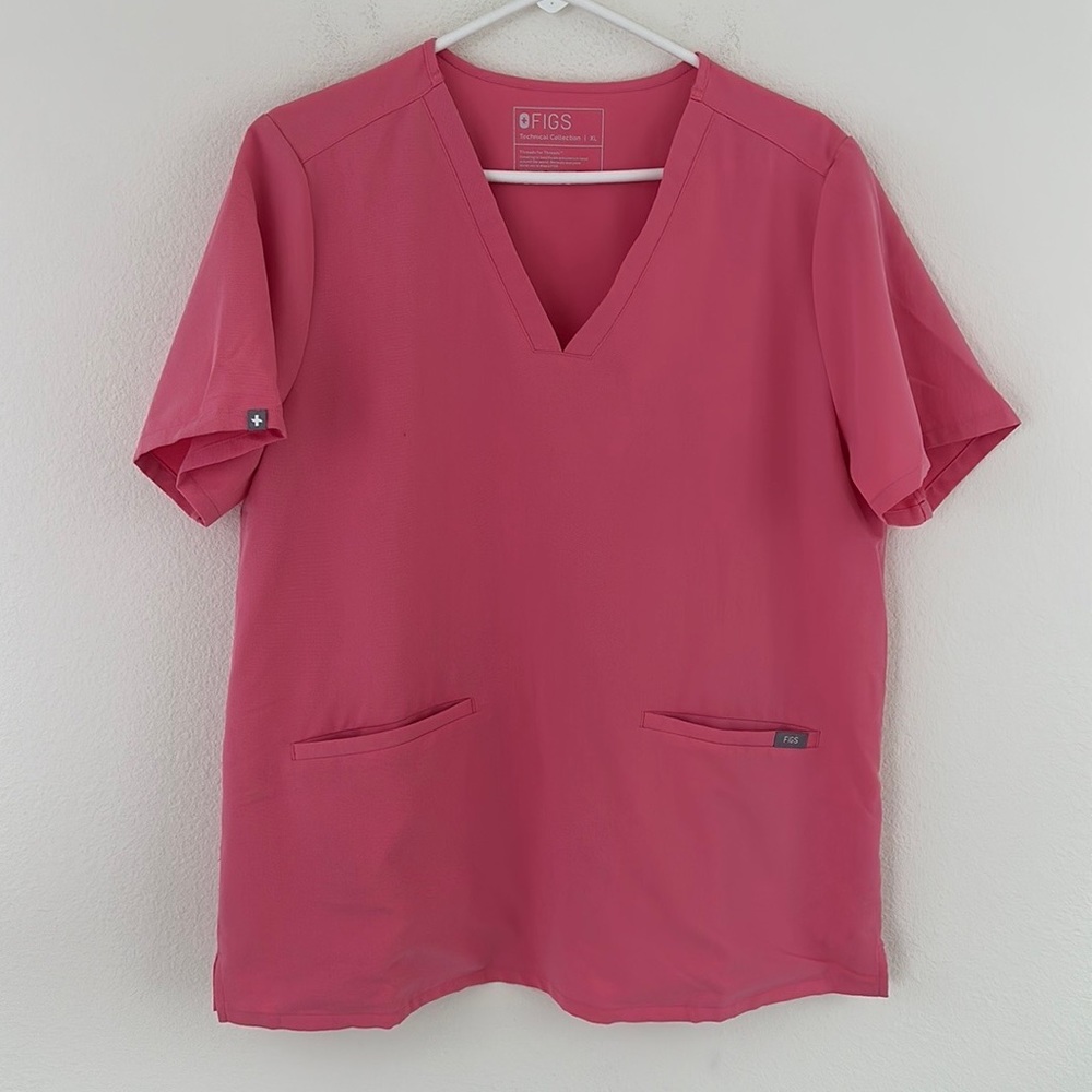 Figs  Neon Pink Front Pocket Scrub Top